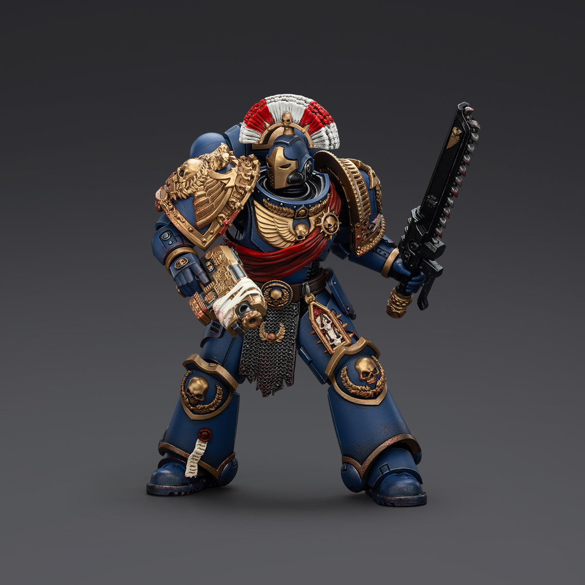 Relic Secundus Armour with Artificer bolt rifle, chainsword and bolt pistol