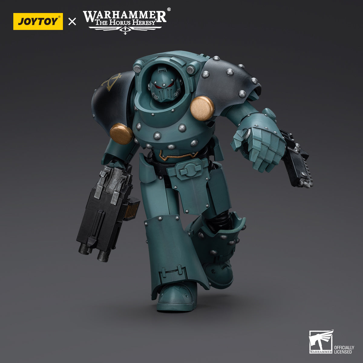 Tartaros Terminator with Combi-Bolter and Chainfist in marching pose, advancing with both weapons ready, armor shining and prepared for the upcoming battle.