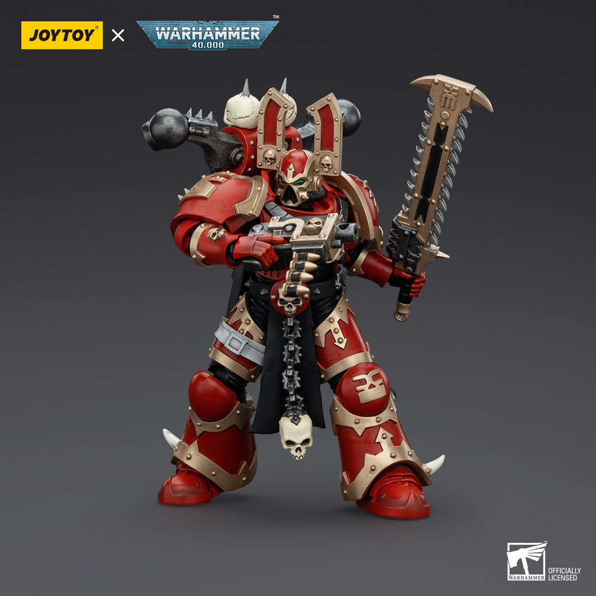 World Eaters Khorne Berzerker in combat pose, mid-charge with his chainswaord raised high and bolt pistol drawn.