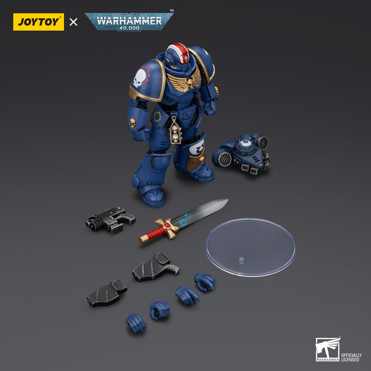 Contents of the Ultramarines Primaris Lieutenant Erastus set, featuring the detailed main figure, power sword, and the separate components for assembly. The set includes interchangeable parts to customize the lieutenant’s pose and appearance.