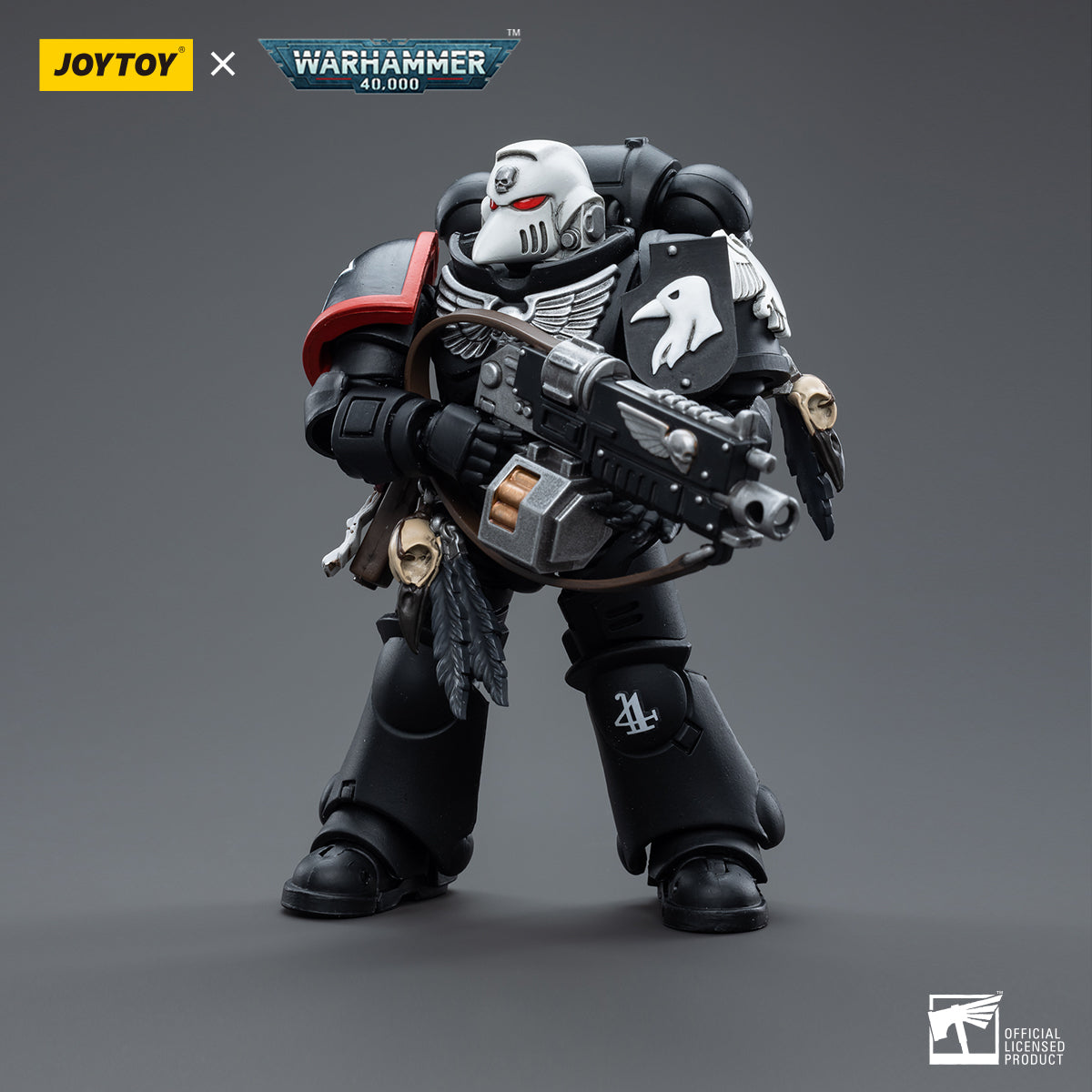 Raven Guard Intercessors Sergeant Rychas action figure side view, highlighting the intricate design of his armor, weapon placement, and distinctive Raven Guard details, emphasizing his readiness for combat.