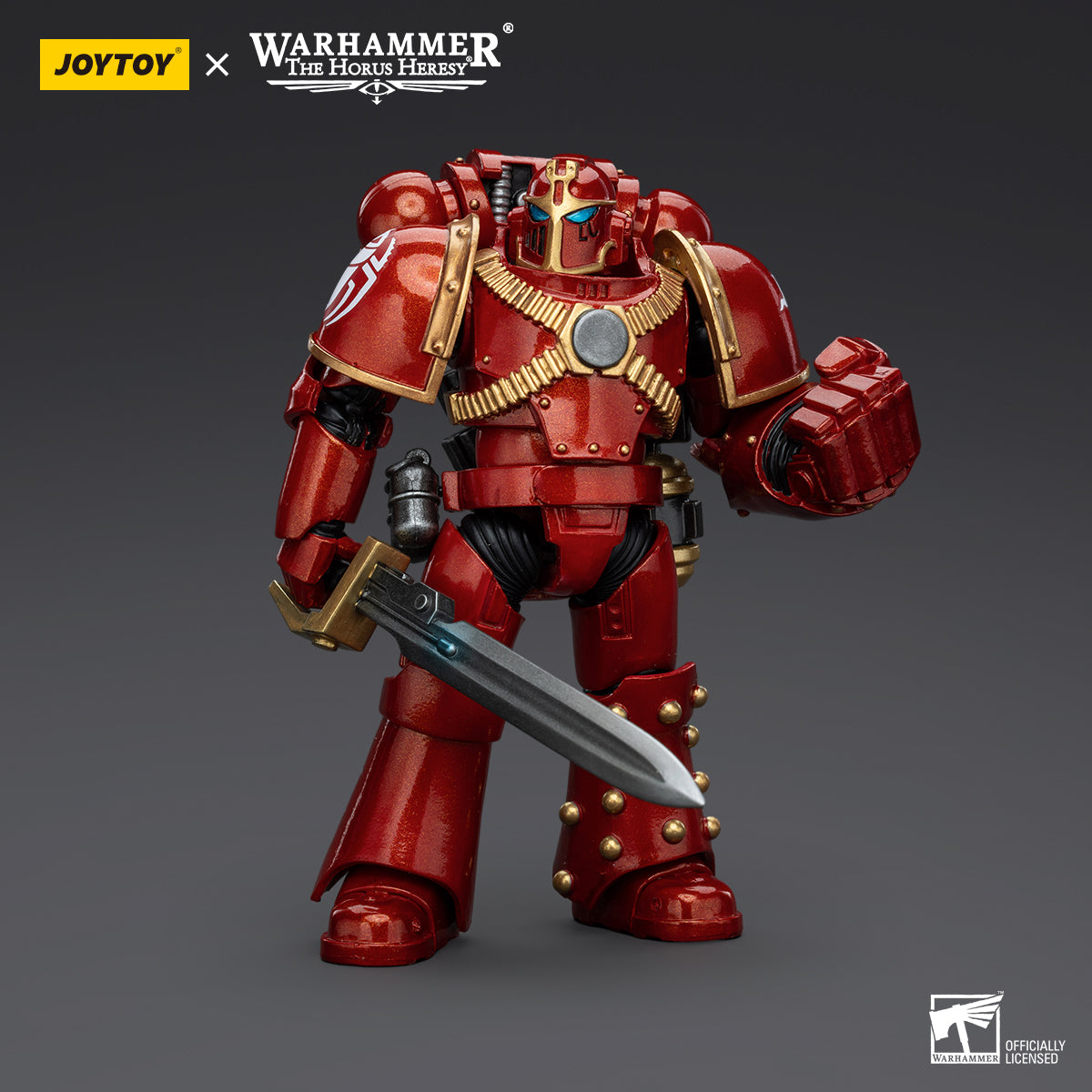 Side view of the Thousand Sons Sergeant with Power Fist, showcasing his detailed MKIV armor and the intimidating size of his Power Fist, prepared for close combat.