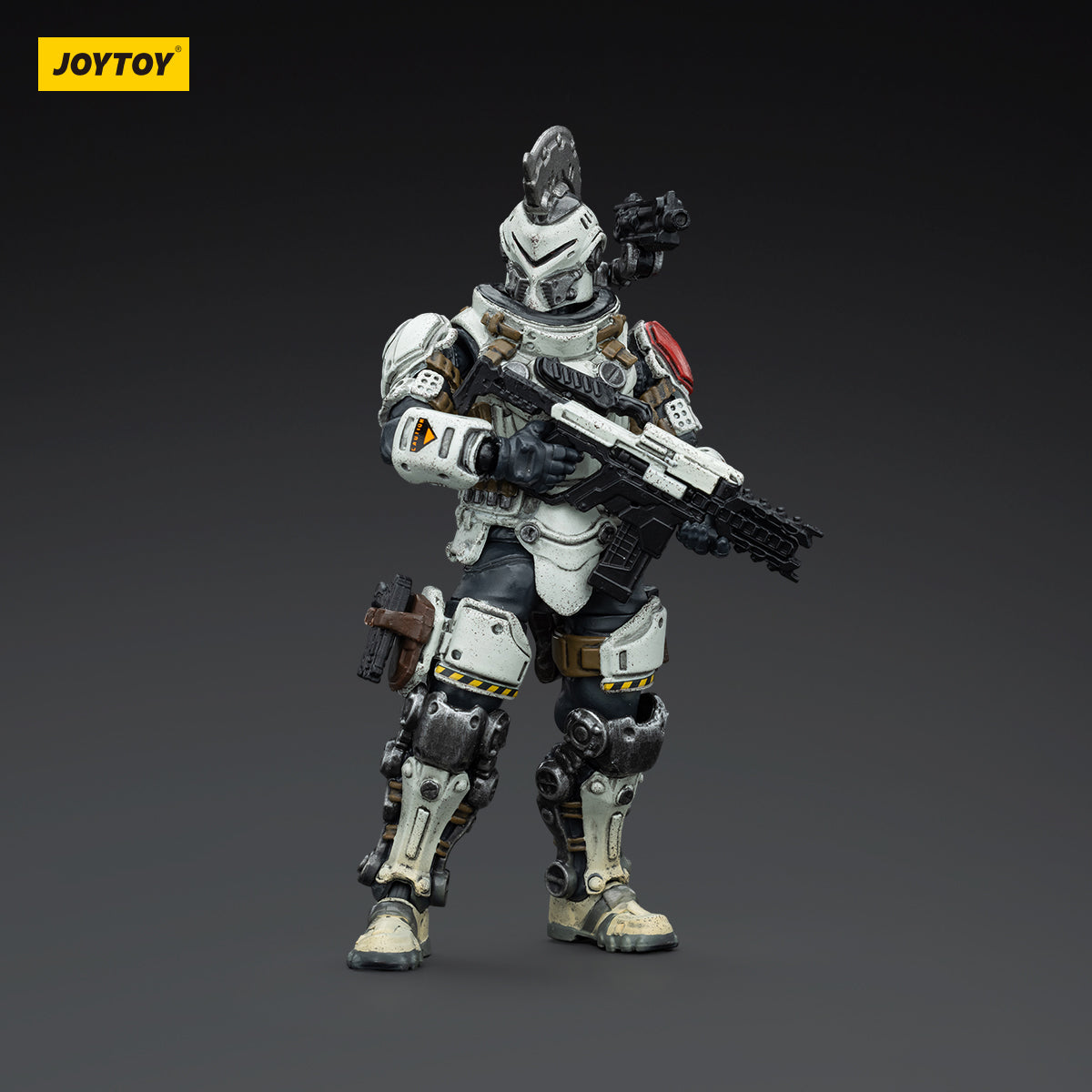 Side view of Sergeant Major from the Sorrow Expeditionary Forces - 09th Legion Assault Company. Shows detailed shoulder armor and weapon holsters