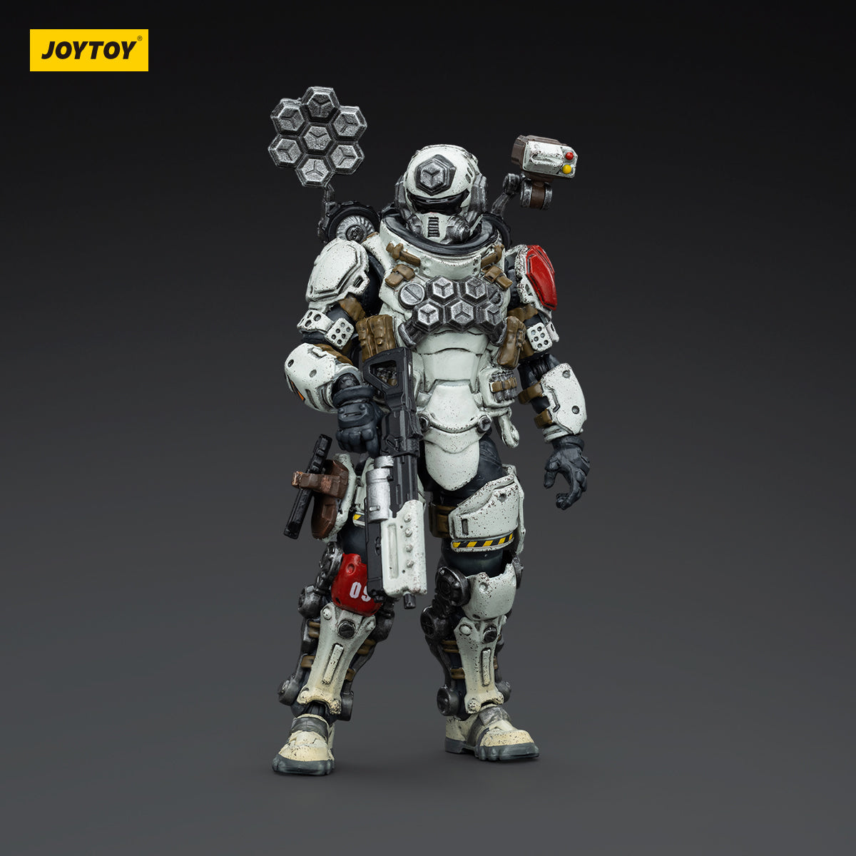 Side view of Signaller from the 09th Legion Assault Company. Shows communication backpack and gear detail.