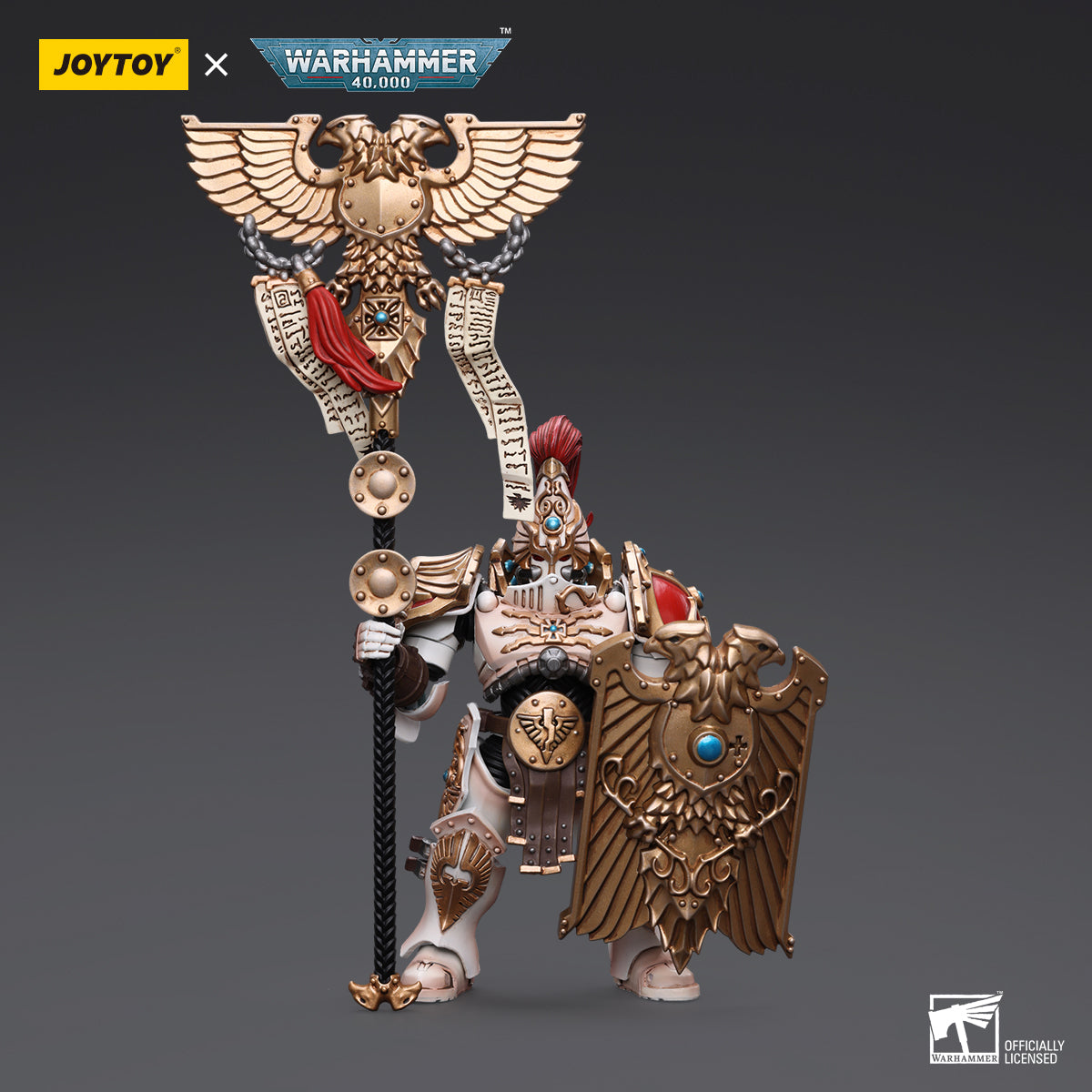 Adeptus Custodes Vexilus Praetor of the Solar Watch, front view. The regal figure stands tall in his ornate golden armor, holding the Vexilla standard aloft, representing the Solar Watch with intricate detailing.