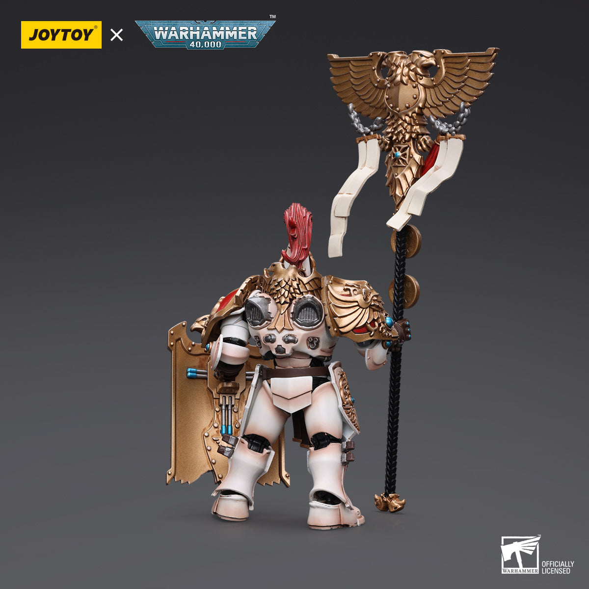 Back view of Adeptus Custodes Vexilus Praetor, highlighting the intricate design of the rear armor and the elaborate cloak draped over the figure, the Vexilla standard clearly visible.