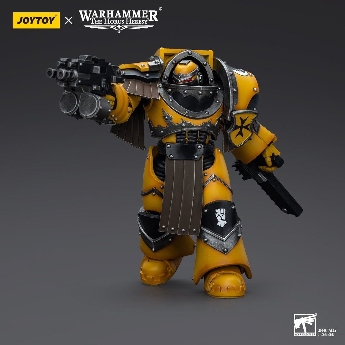 Imperial Fists Cataphractii Terminator with Chainfist in combat pose